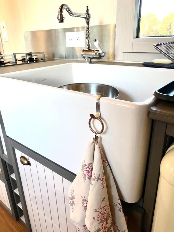 Willa Jolie Tiny House Sous Les Grands Arbres Cholet Zewnętrze zdjęcie