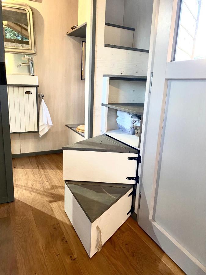 Willa Jolie Tiny House Sous Les Grands Arbres Cholet Zewnętrze zdjęcie